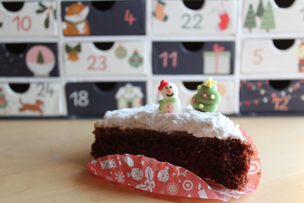 Recette gâteau au yaourt, chocolat de Noël : sans gluten, sans lait, sans œuf